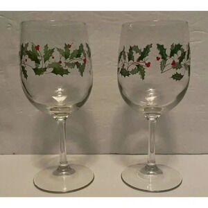 Lenox Holiday Holly & Berries 10 Oz Goblet‎ 7 5/8”H x 2 3/4”W Set of 2